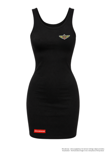 Dopasowana czarna sukienka bawełniana z lotniczymi detalami inspirowanymi awiacją. Haftowane skrzydła pilota, napis „REMOVE BEFORE FLIGHT” i motyw samolotu tworzą unikalny streetwearowy design. Komfortowa, elastyczna i idealna na co dzień.
